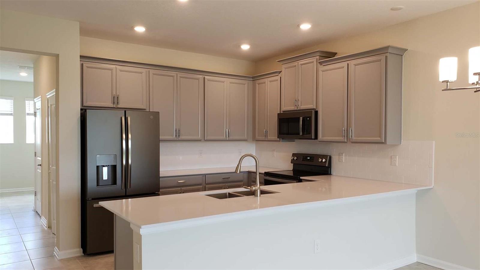 Image 20 of 54 For 727 Ocean Course Avenue 727