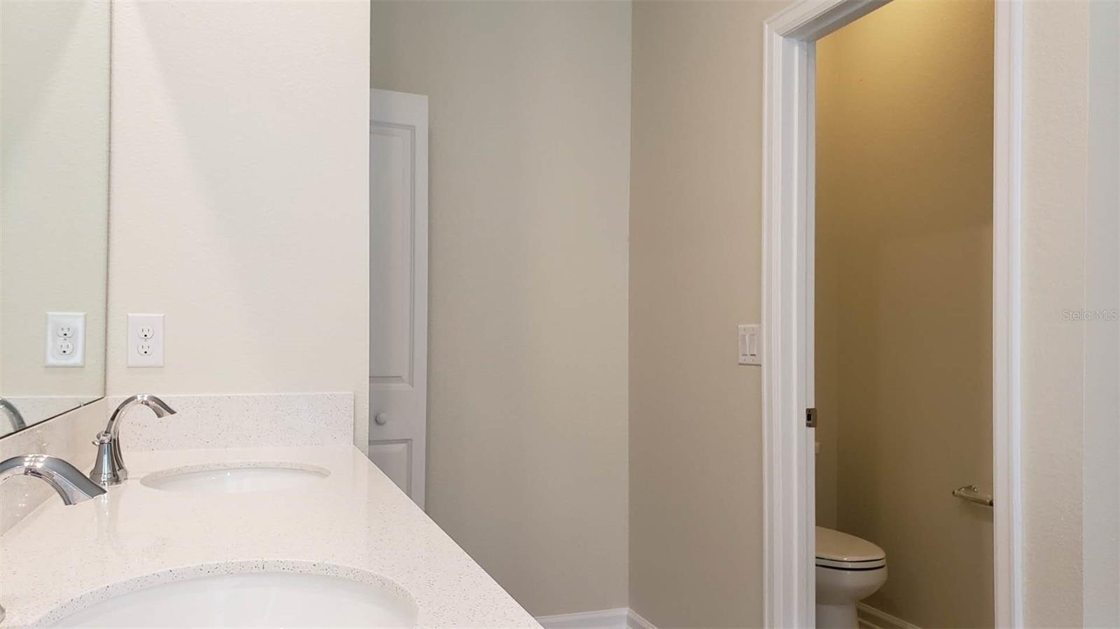 Image 28 of 54 For 727 Ocean Course Avenue 727