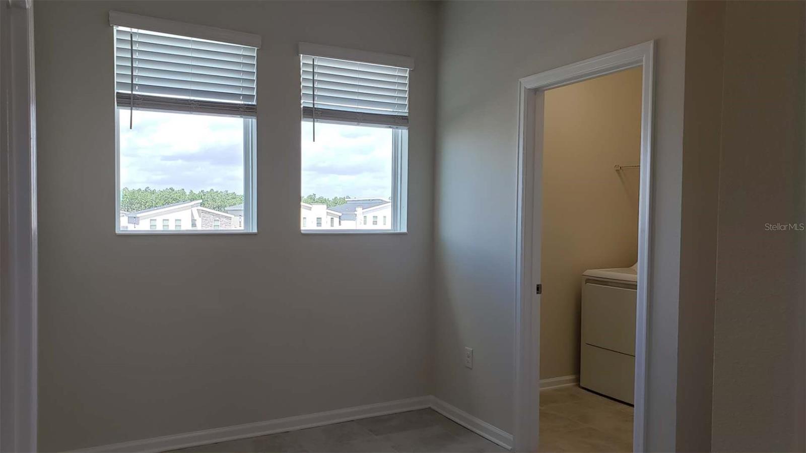 Image 35 of 54 For 727 Ocean Course Avenue 727