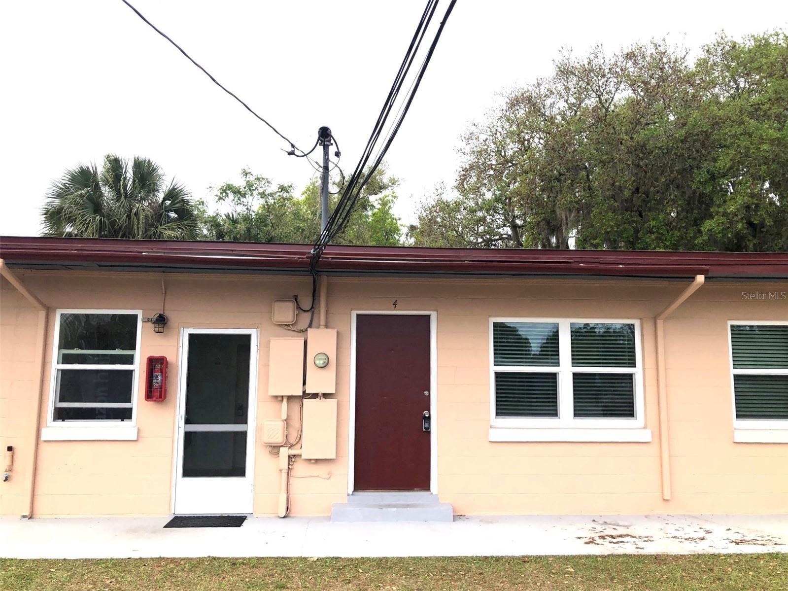 Image 3 of 11 For 1401 Alfred Street 4