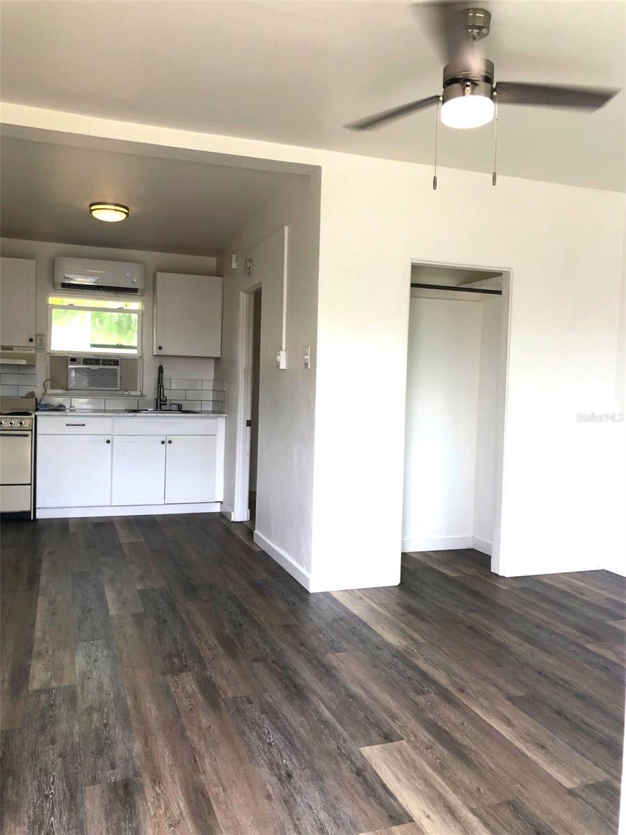 Image 5 of 11 For 1401 Alfred Street 4