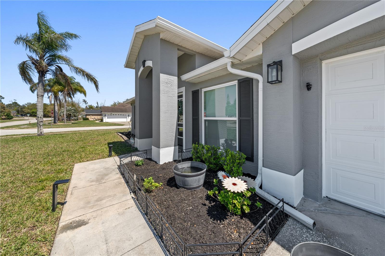 Image 13 of 72 For 141 Long Pine Drive