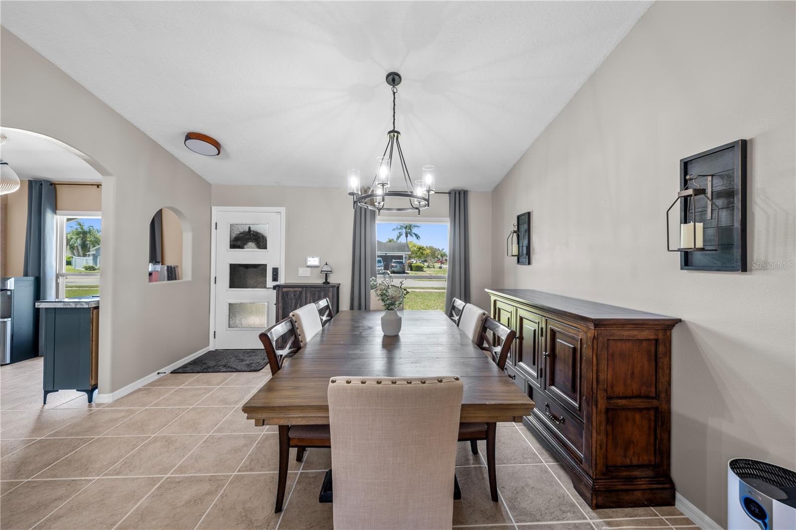 Image 16 of 72 For 141 Long Pine Drive