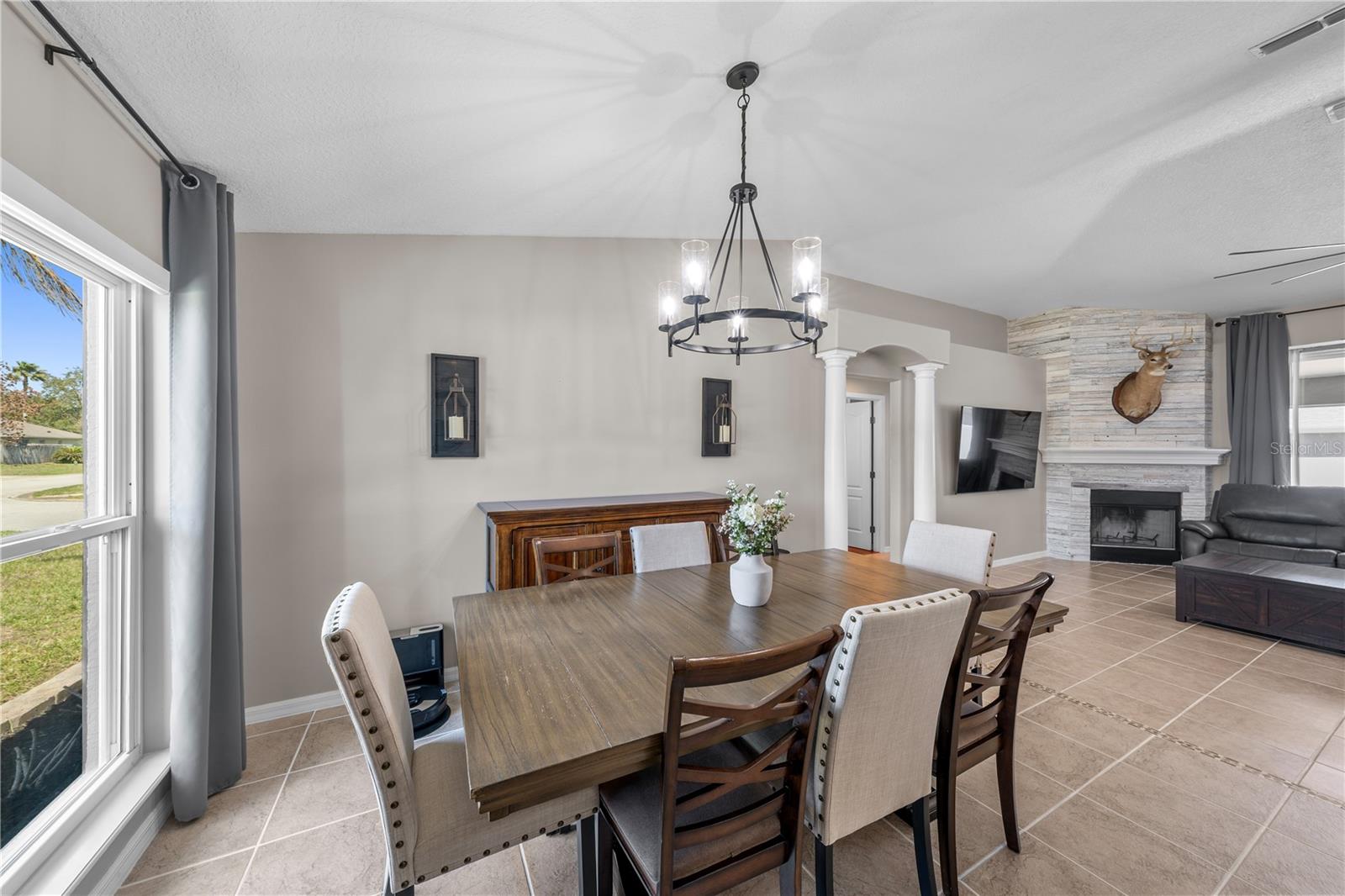 Image 18 of 72 For 141 Long Pine Drive