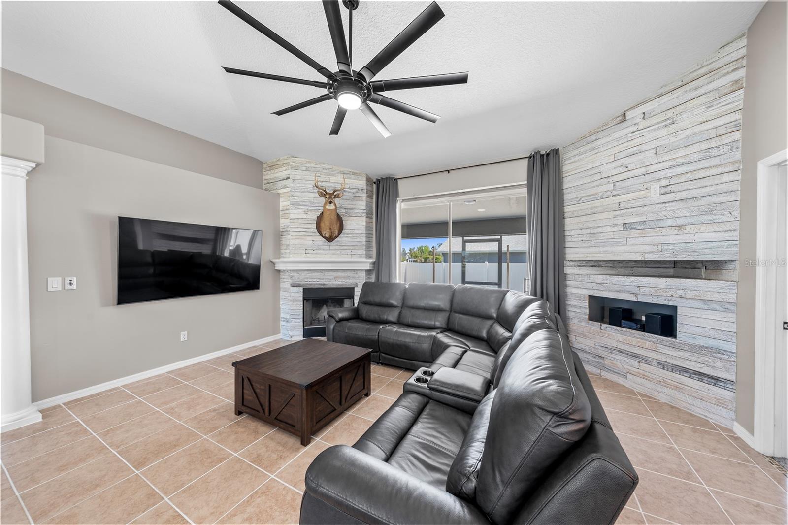 Image 21 of 72 For 141 Long Pine Drive