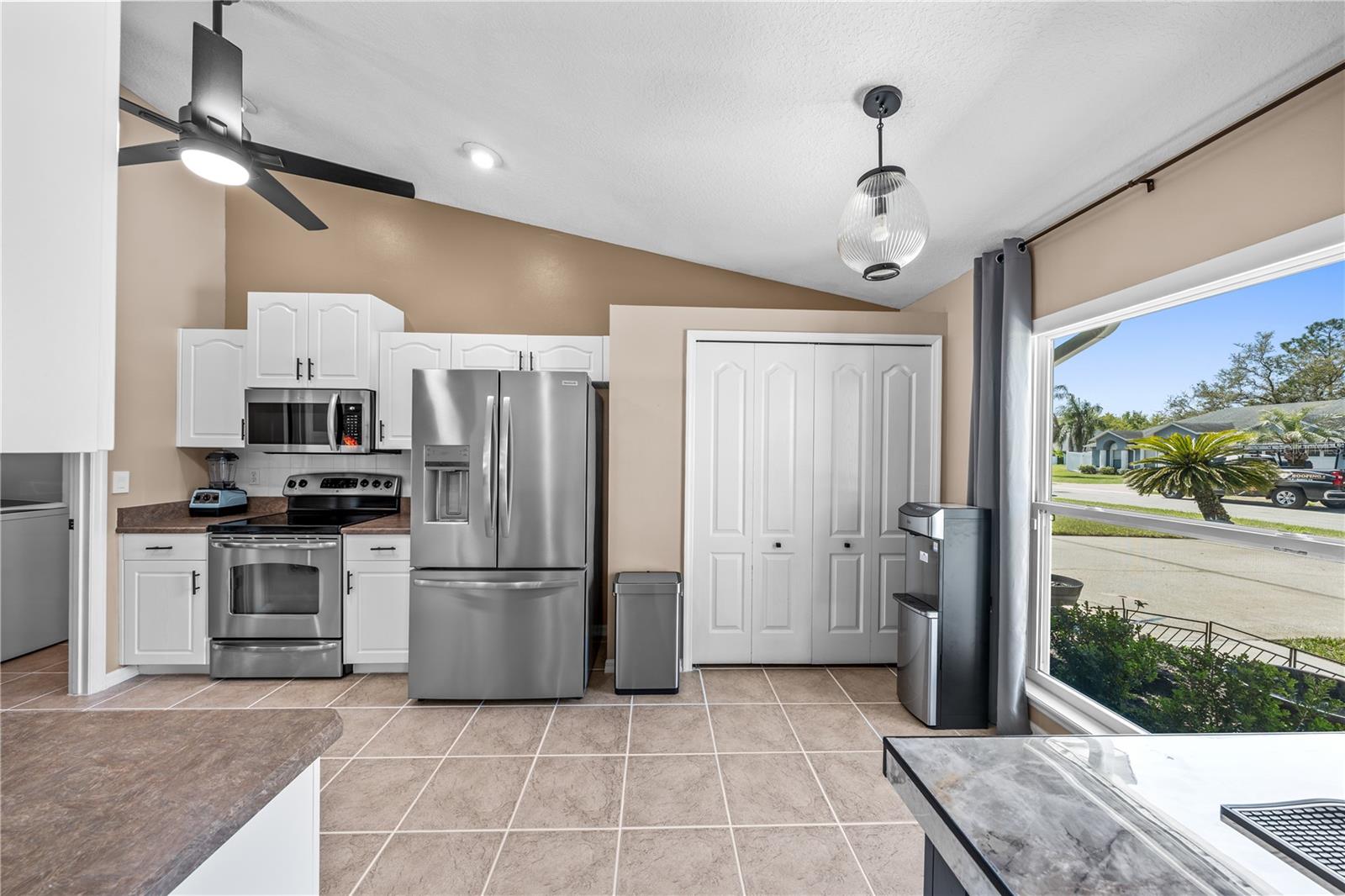 Image 23 of 72 For 141 Long Pine Drive