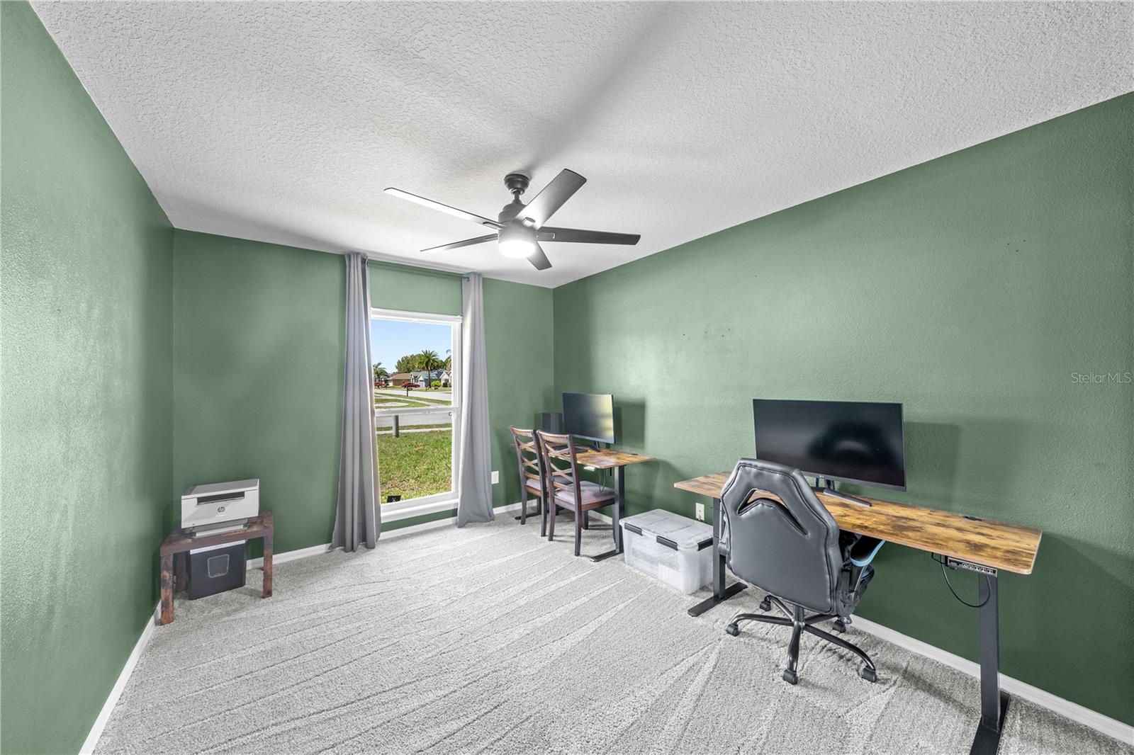 Image 31 of 72 For 141 Long Pine Drive