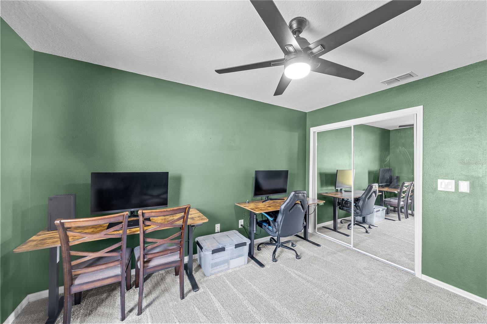 Image 32 of 72 For 141 Long Pine Drive