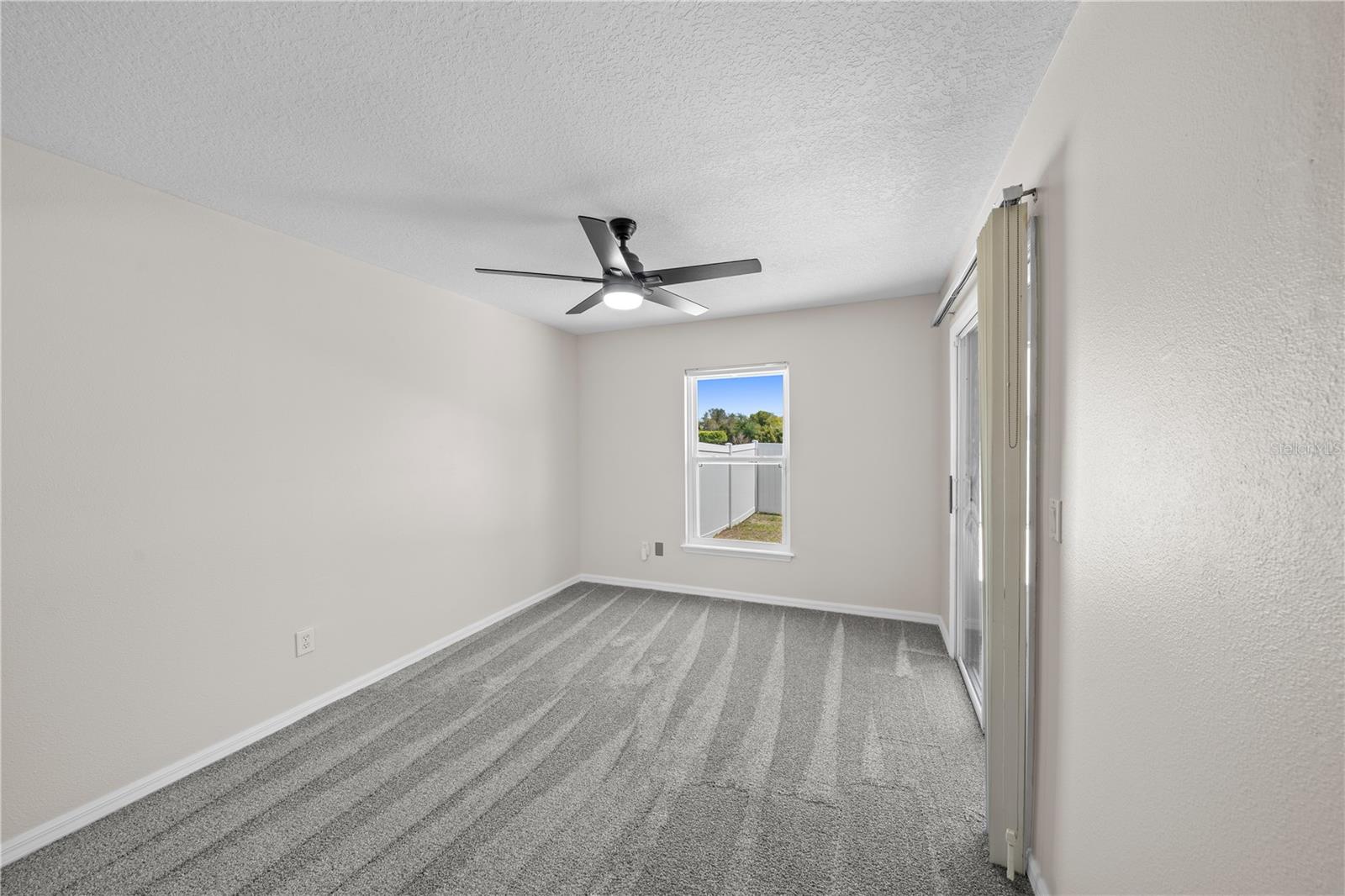 Image 35 of 72 For 141 Long Pine Drive