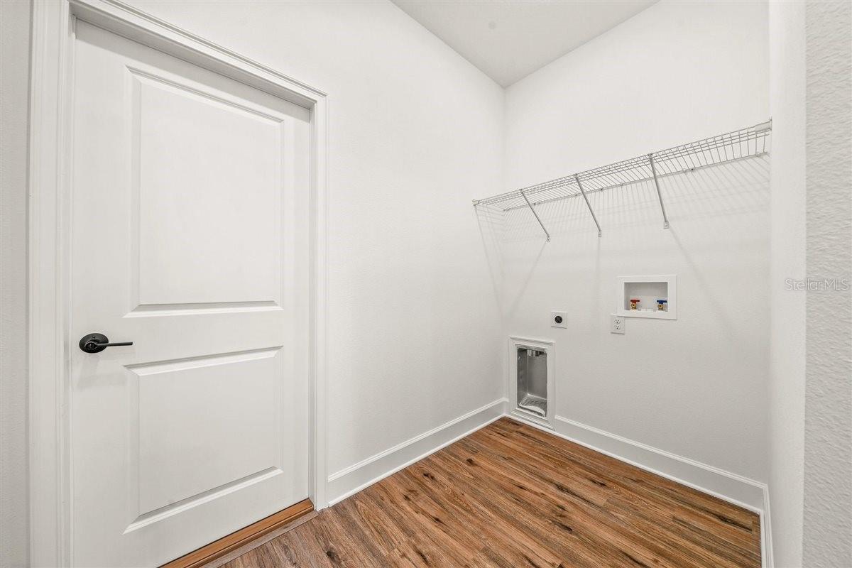 Image 17 of 48 For 10459 Abbeville Street