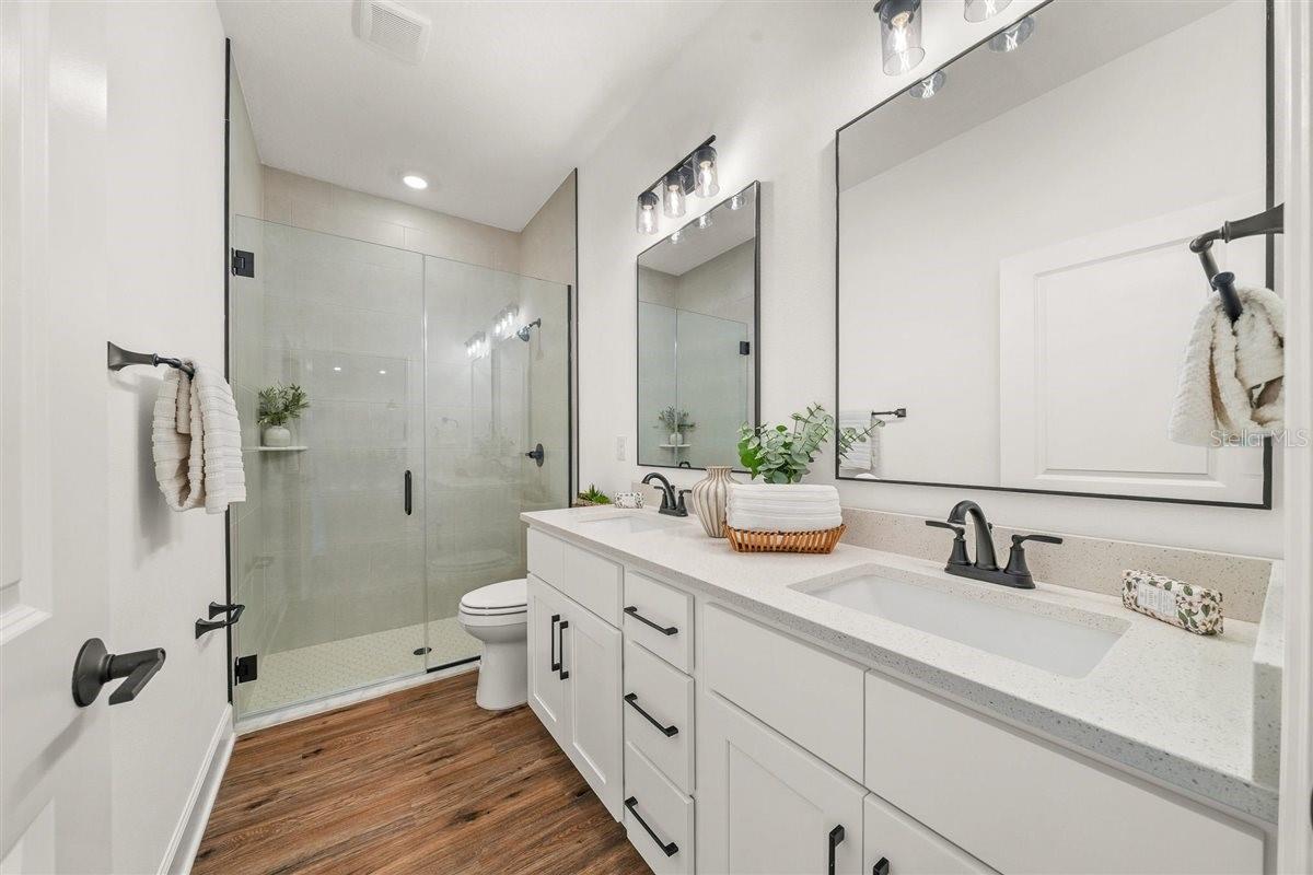 Image 24 of 48 For 10459 Abbeville Street