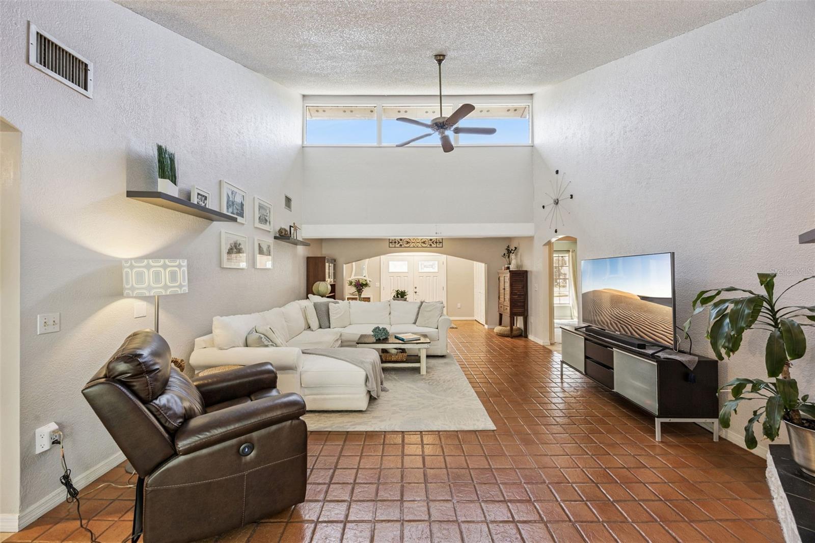 Image 11 of 65 For 1691 Grandview Boulevard