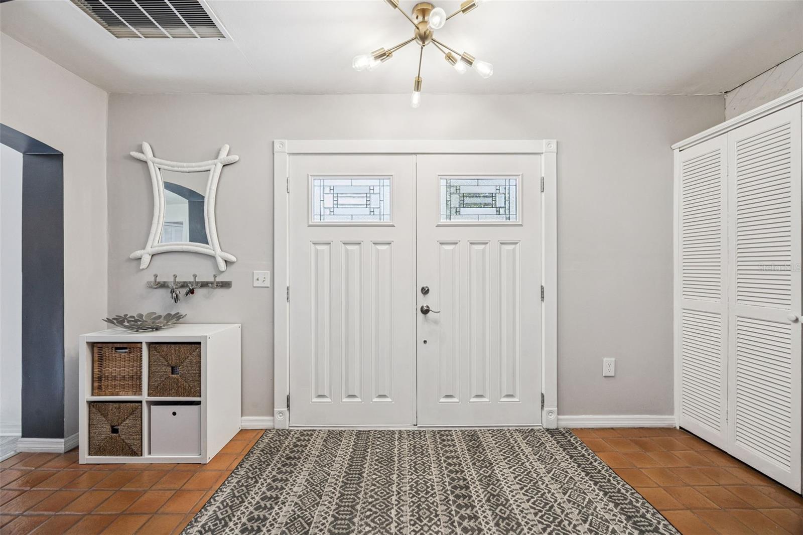 Image 9 of 65 For 1691 Grandview Boulevard