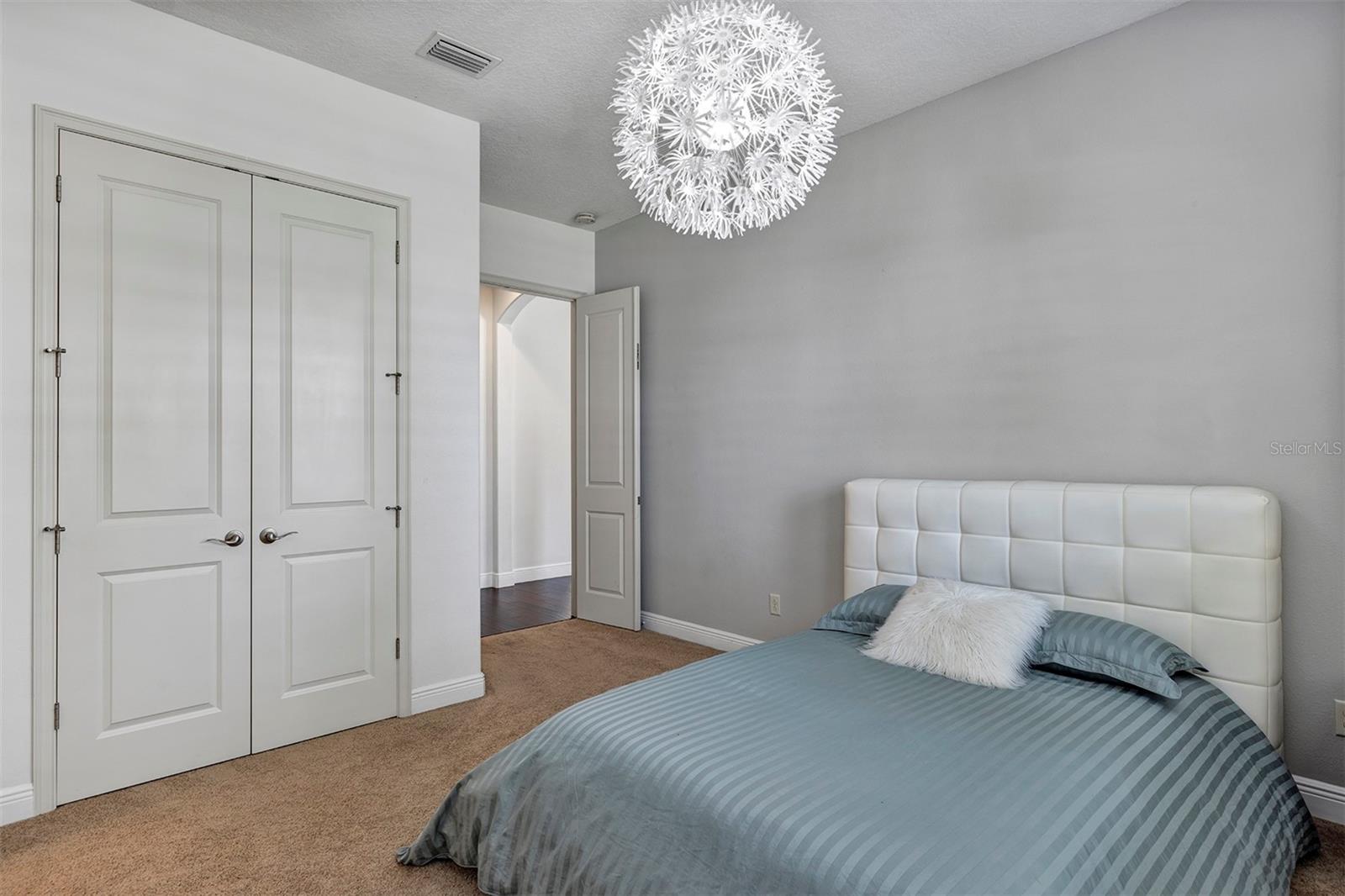 Image 23 of 71 For 11821 Waterstone Loop Drive