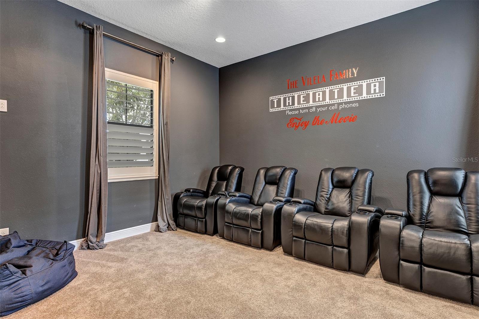 Image 31 of 71 For 11821 Waterstone Loop Drive