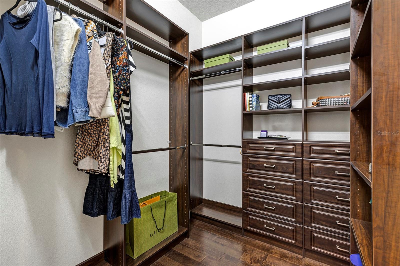 Image 42 of 71 For 11821 Waterstone Loop Drive