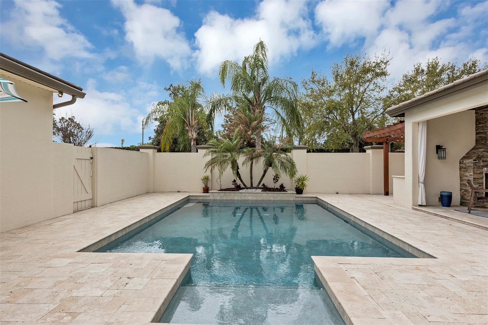 Image 51 of 71 For 11821 Waterstone Loop Drive