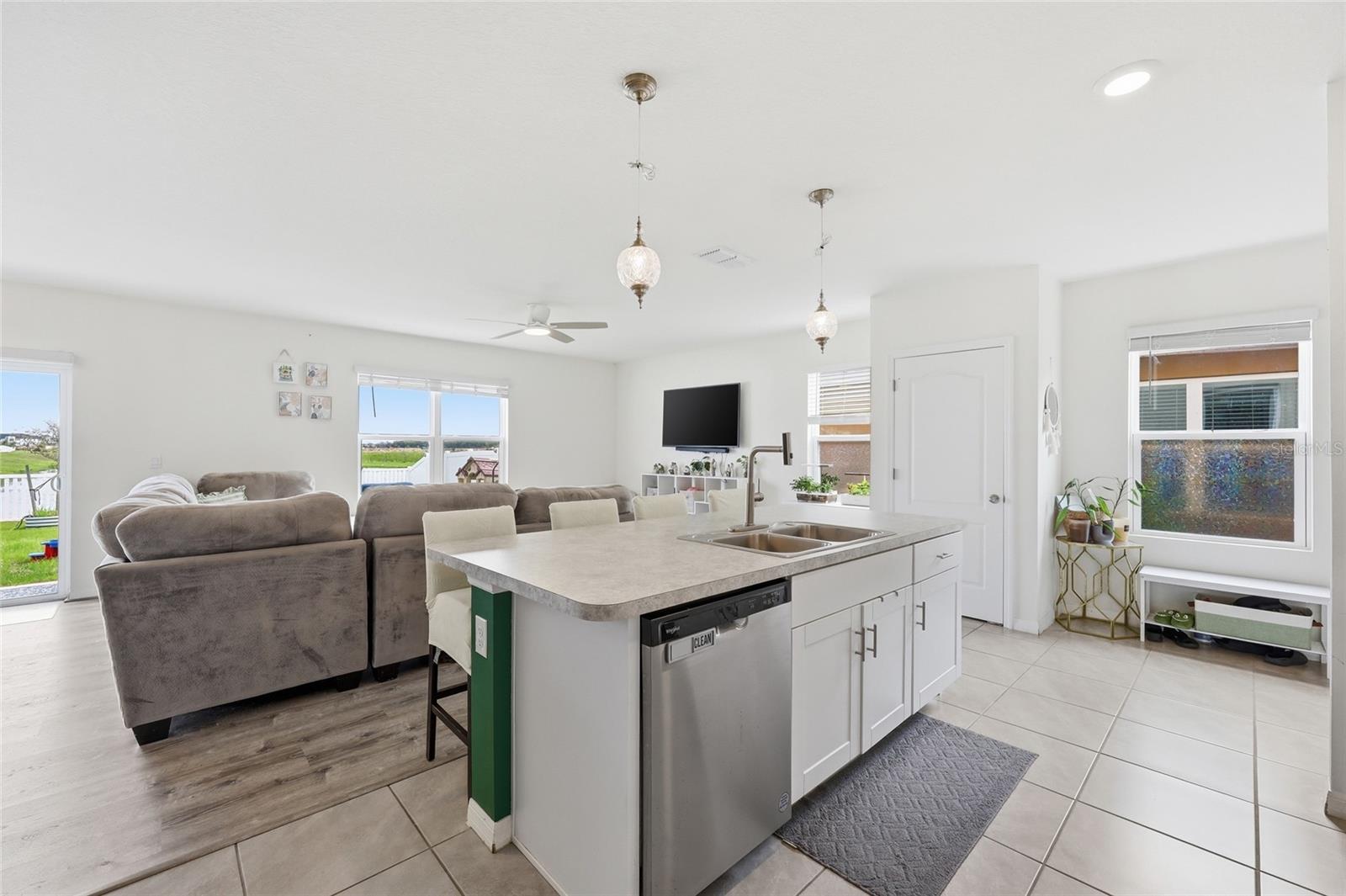 Image 16 of 73 For 1777 Walnut Creek Drive