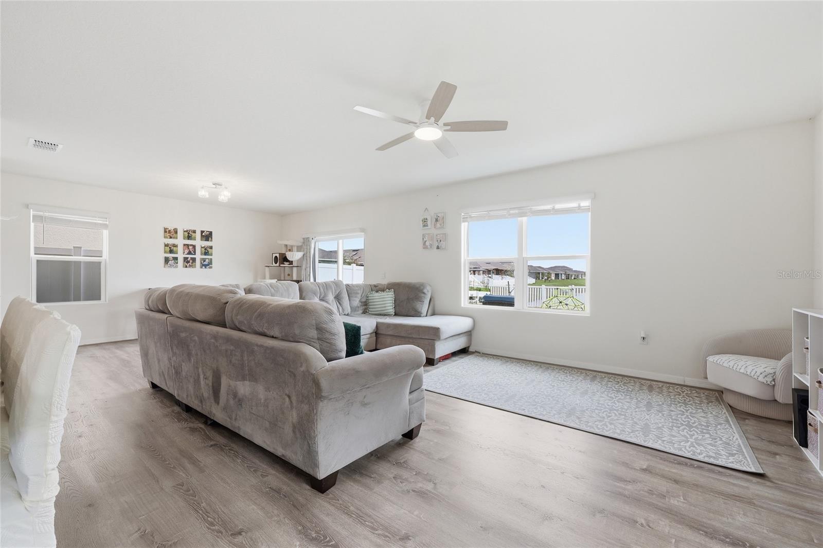 Image 19 of 73 For 1777 Walnut Creek Drive