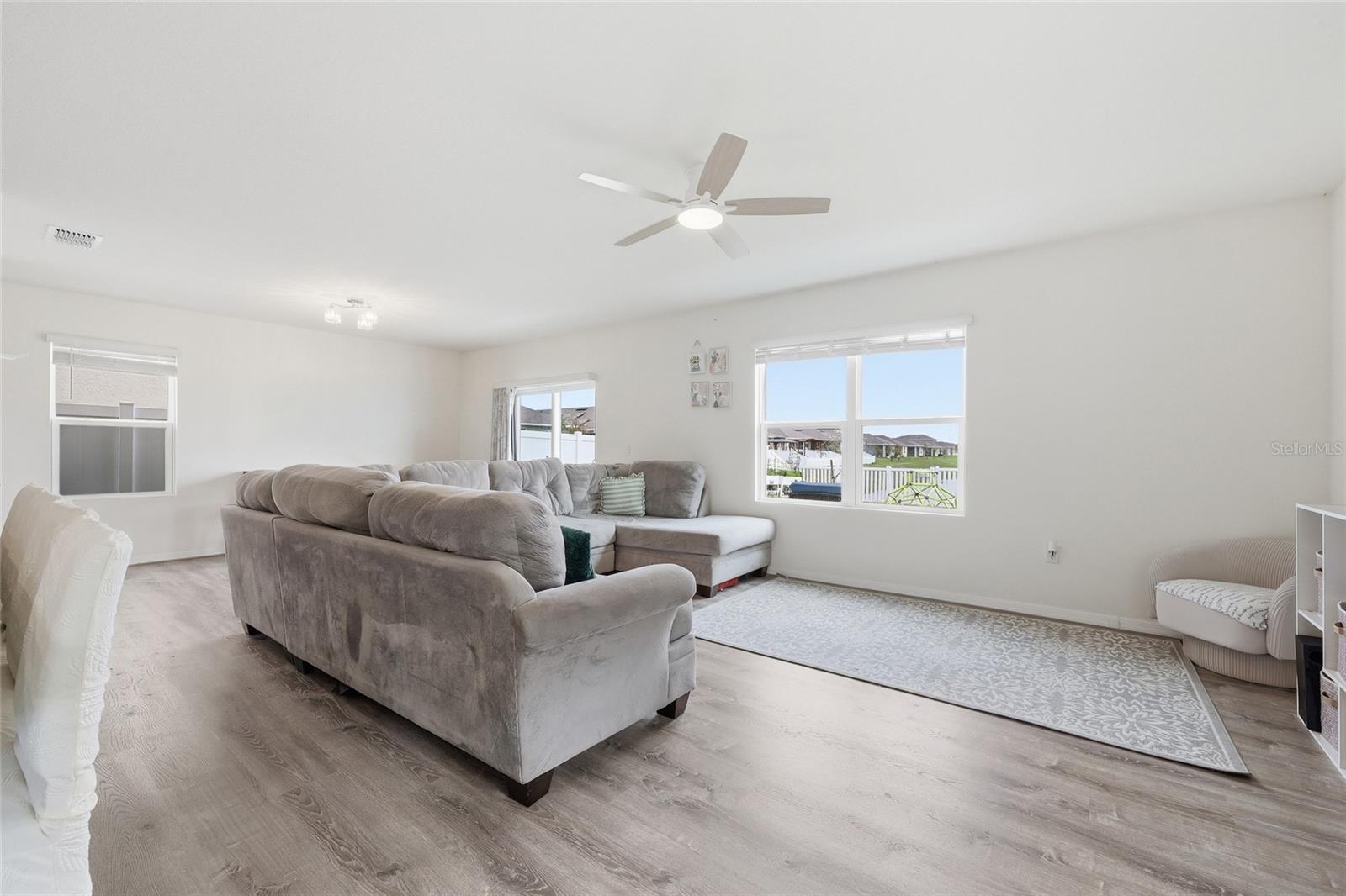 Image 20 of 73 For 1777 Walnut Creek Drive