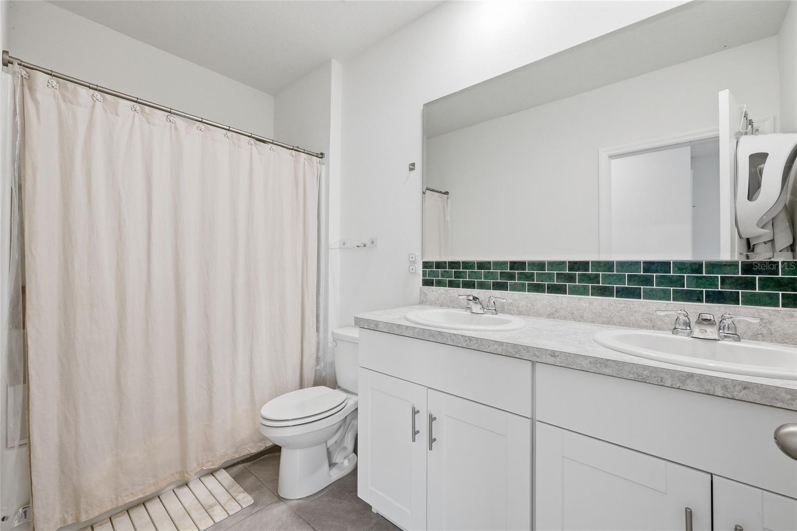 Image 35 of 73 For 1777 Walnut Creek Drive