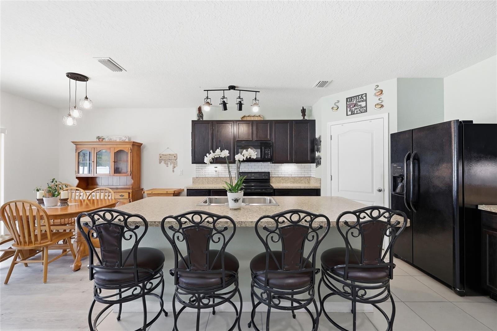 Image 13 of 77 For 1489 Twin Valley Terrace