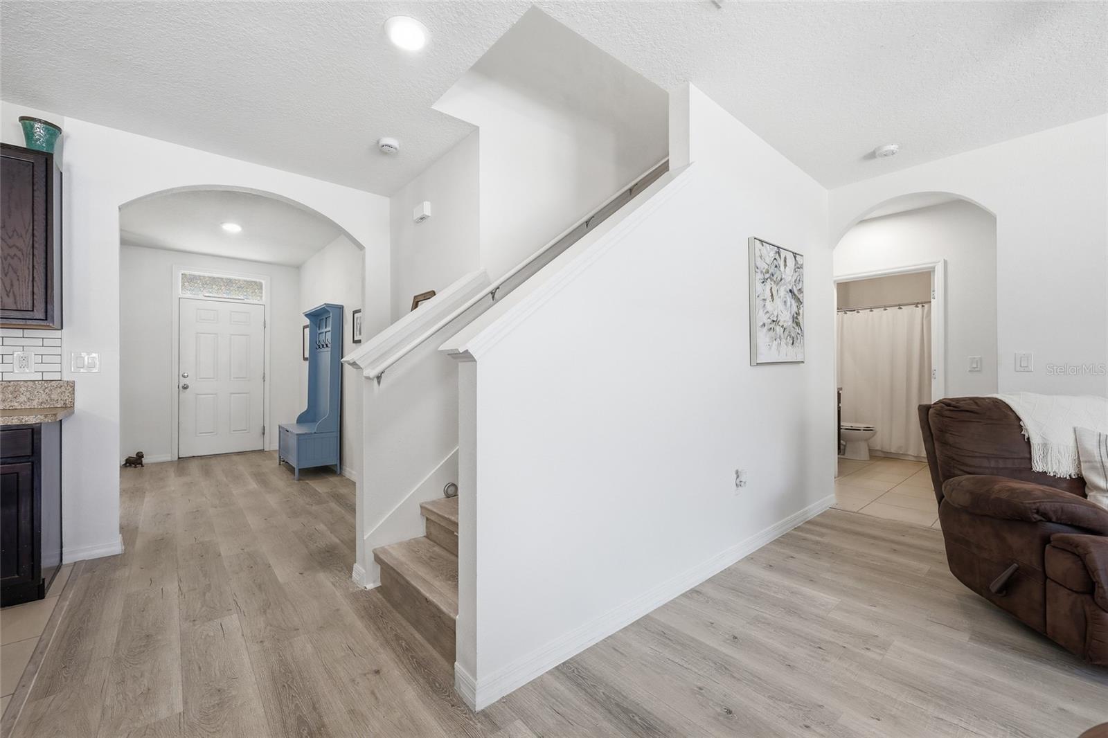 Image 22 of 77 For 1489 Twin Valley Terrace