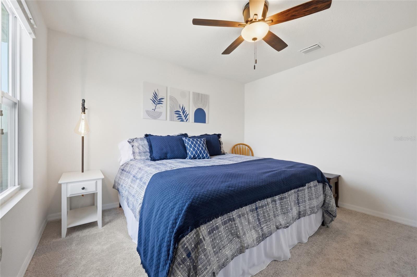 Image 38 of 77 For 1489 Twin Valley Terrace