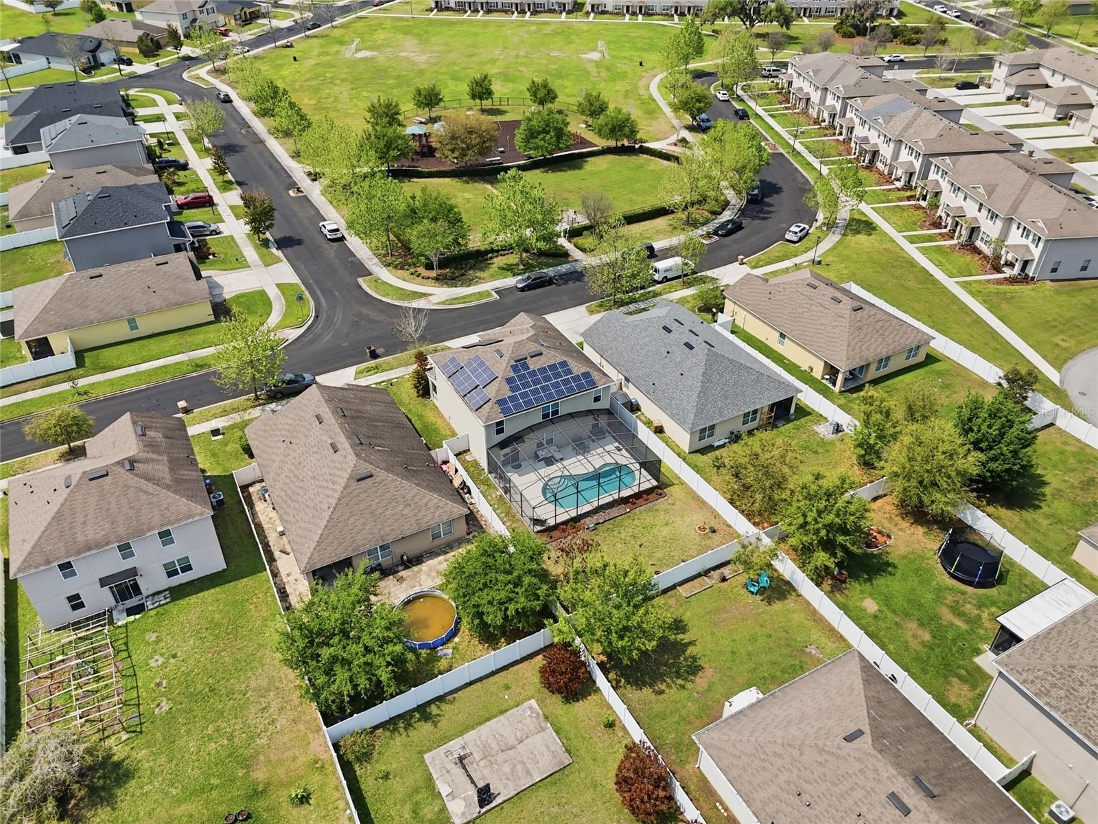 Image 55 of 77 For 1489 Twin Valley Terrace