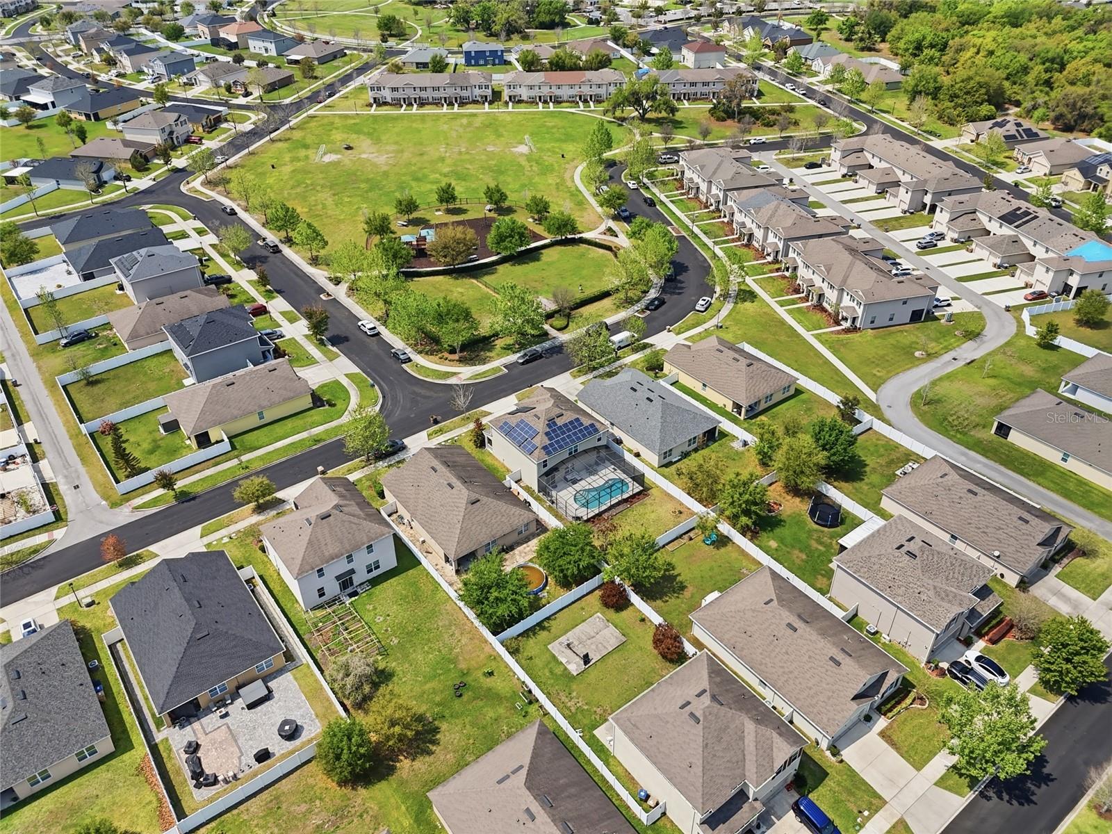 Image 58 of 77 For 1489 Twin Valley Terrace