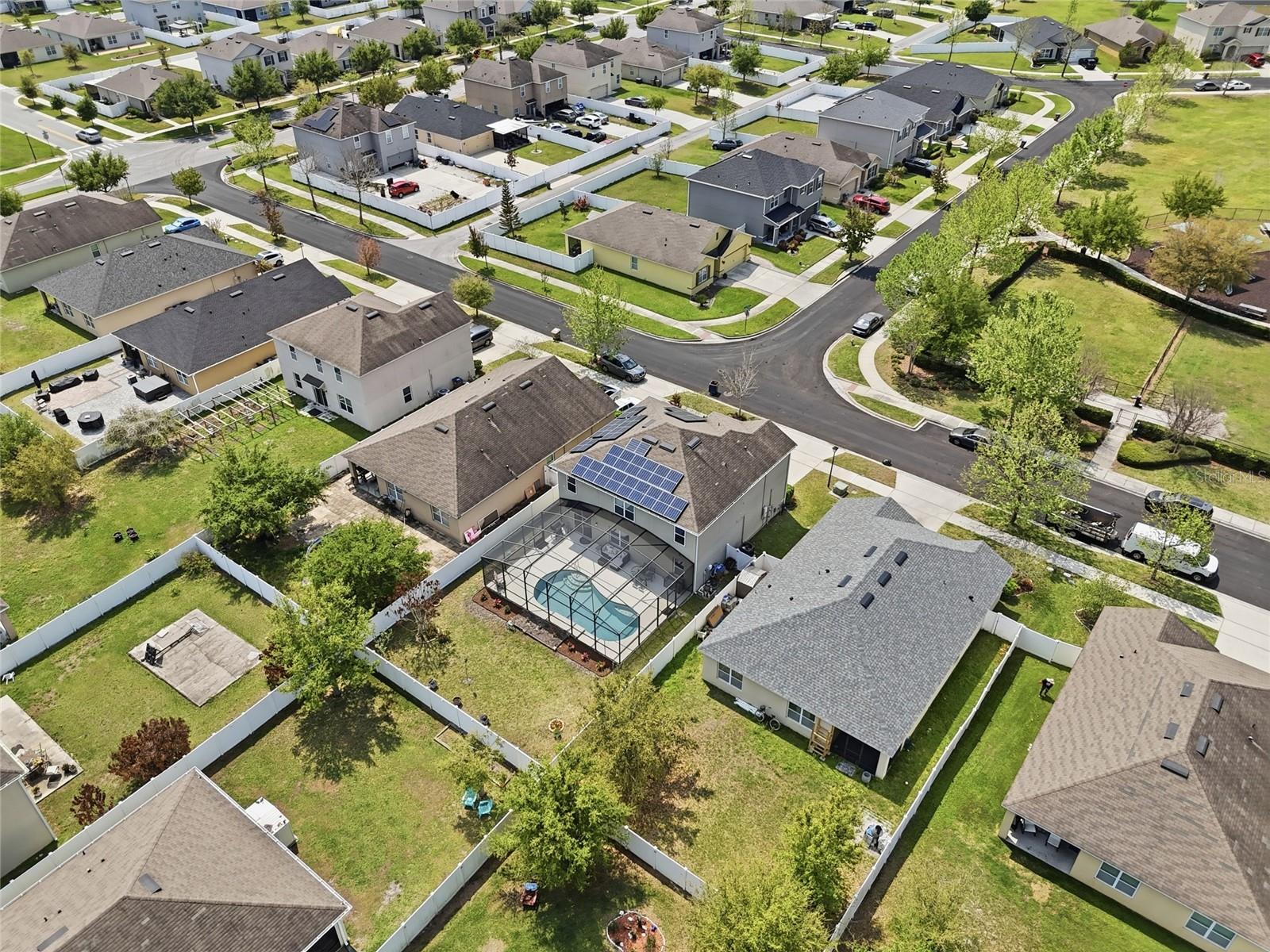 Image 61 of 77 For 1489 Twin Valley Terrace