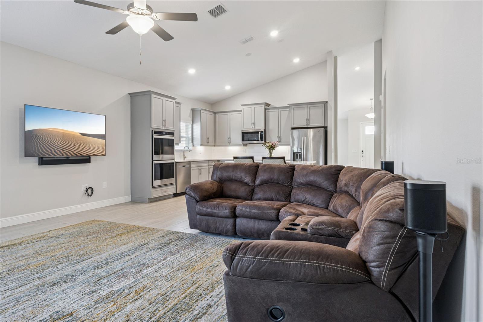 Image 13 of 50 For 307 Terracotta Terrace