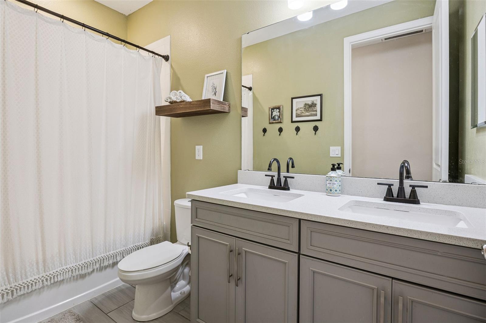 Image 22 of 50 For 307 Terracotta Terrace