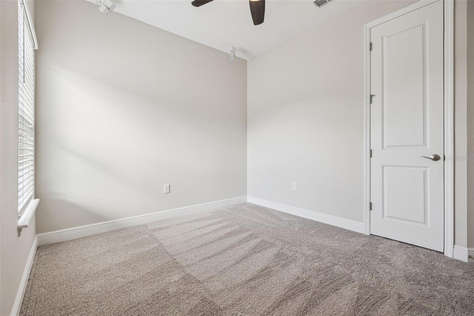 Image 26 of 50 For 307 Terracotta Terrace