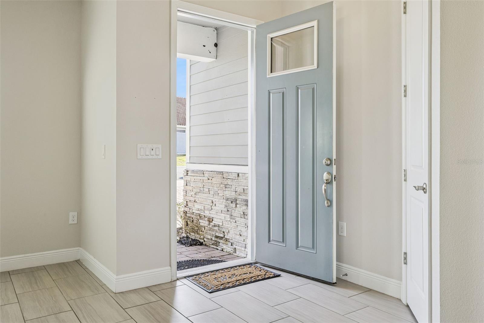 Image 3 of 50 For 307 Terracotta Terrace