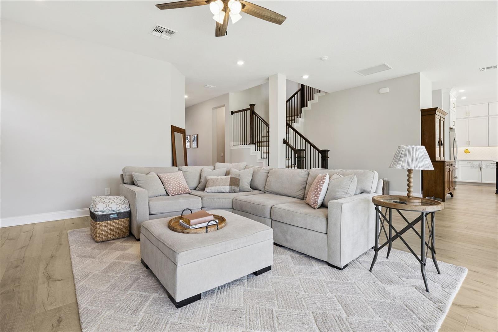 Image 8 of 80 For 15226 Sunset Overlook Circle