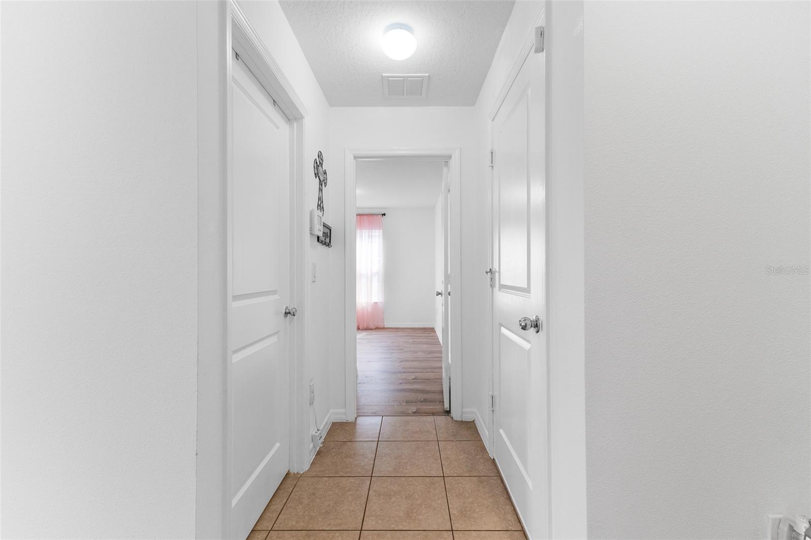 Image 7 of 23 For 213 Lake Lucerne Way