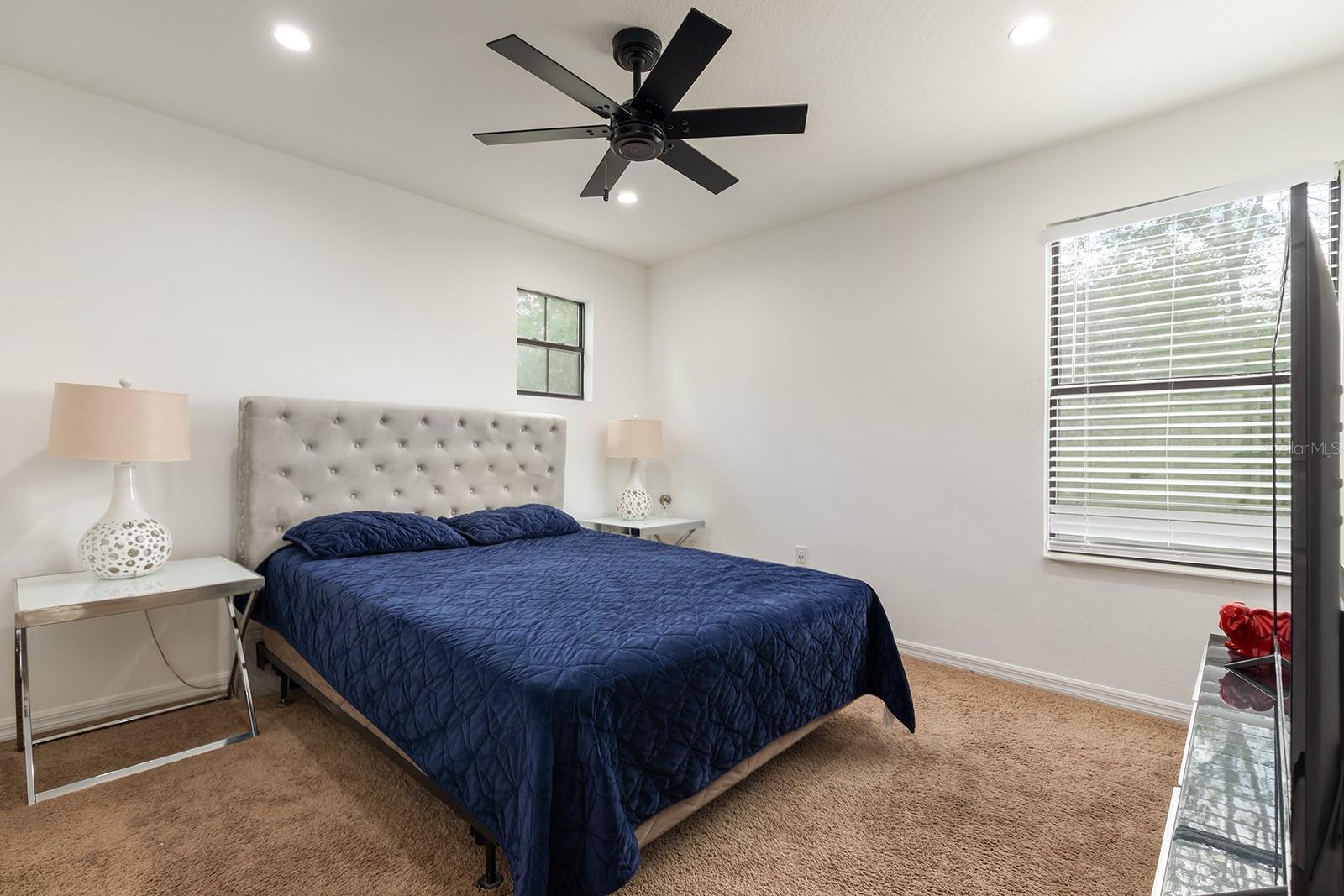 Image 23 of 43 For 1748 Waterside Oaks Drive