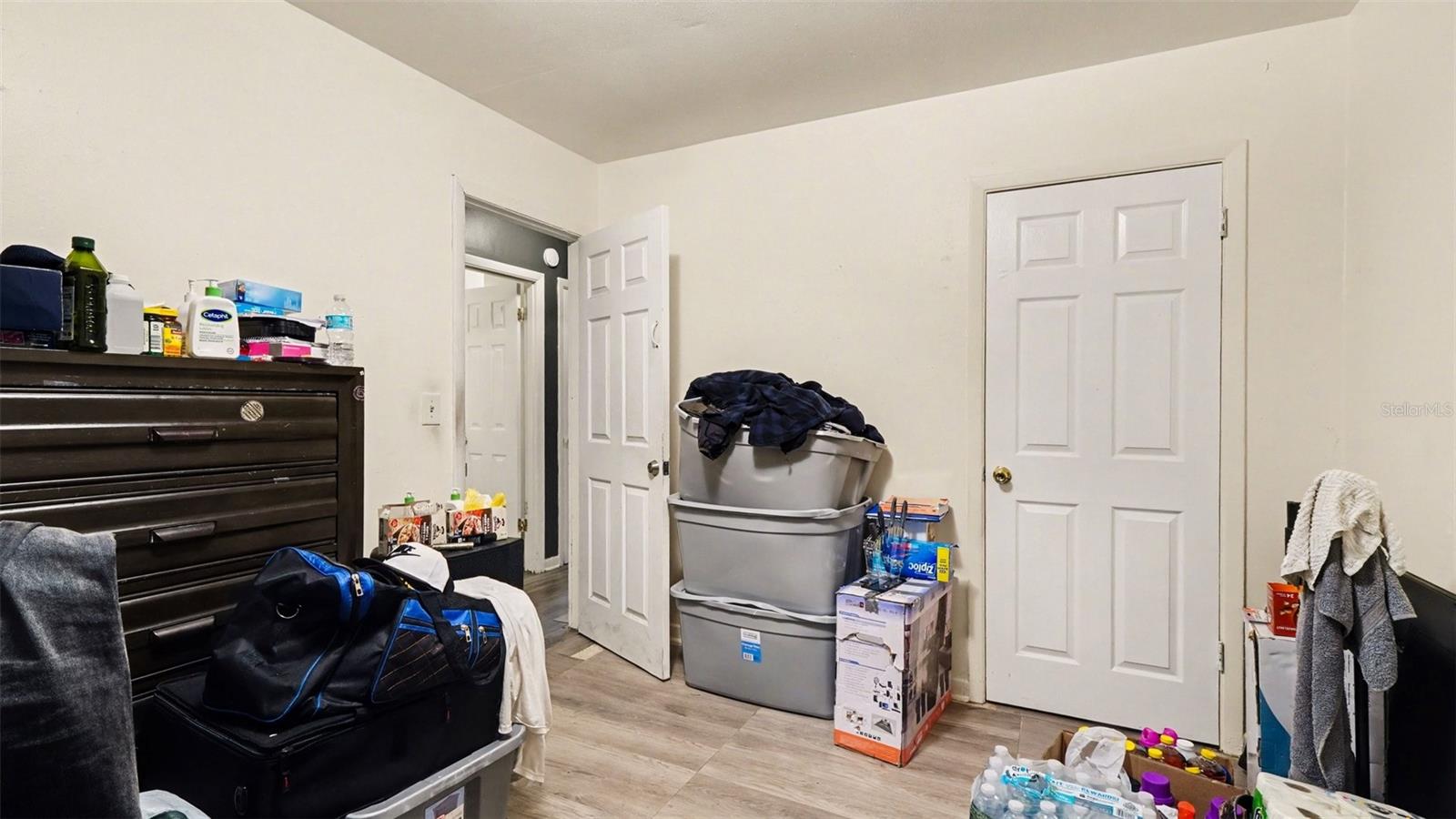 Image 17 of 26 For 2305 35th Street