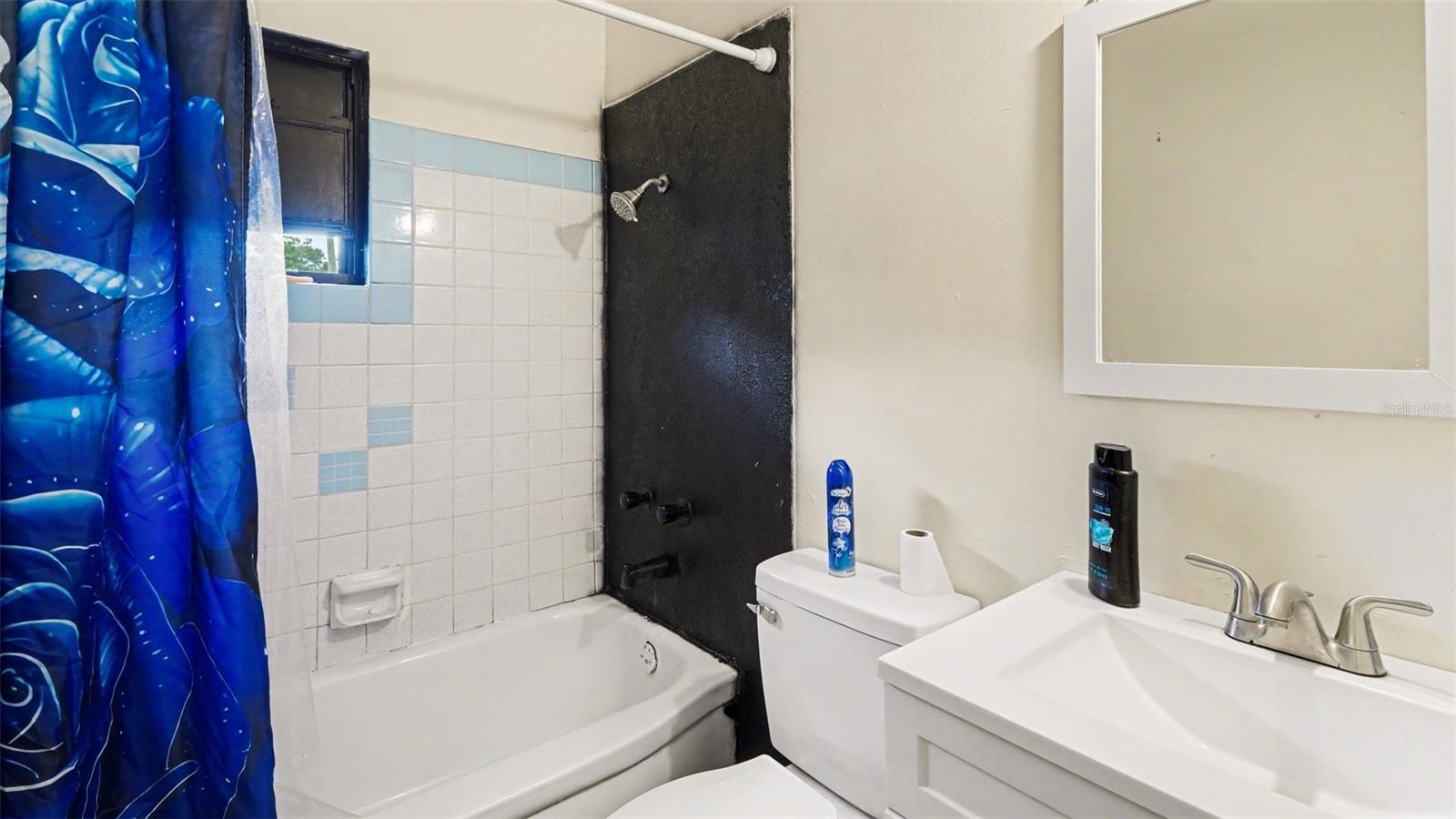 Image 23 of 26 For 2305 35th Street