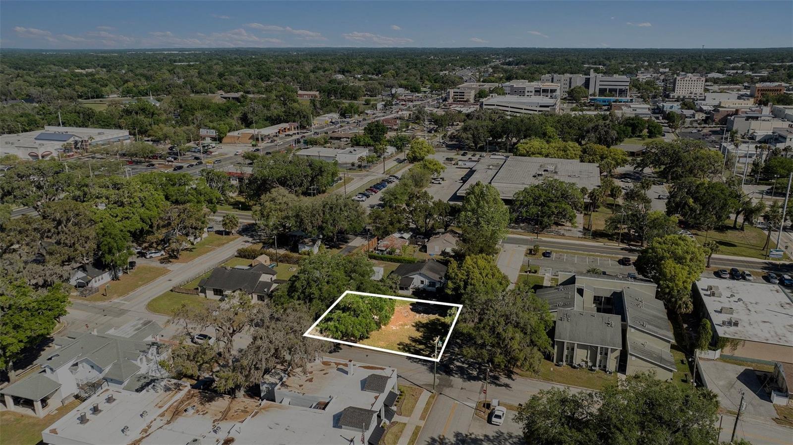 Image 16 of 20 For 833 28th Street