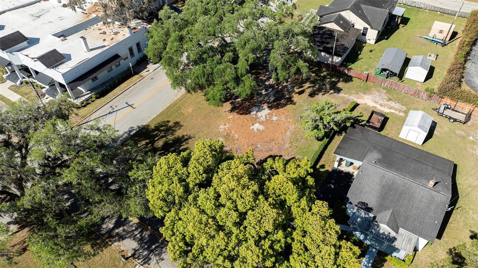 Image 8 of 20 For 833 28th Street