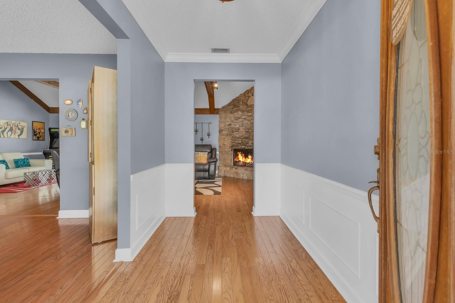 Image 10 of 64 For 401 Blue Lake Drive