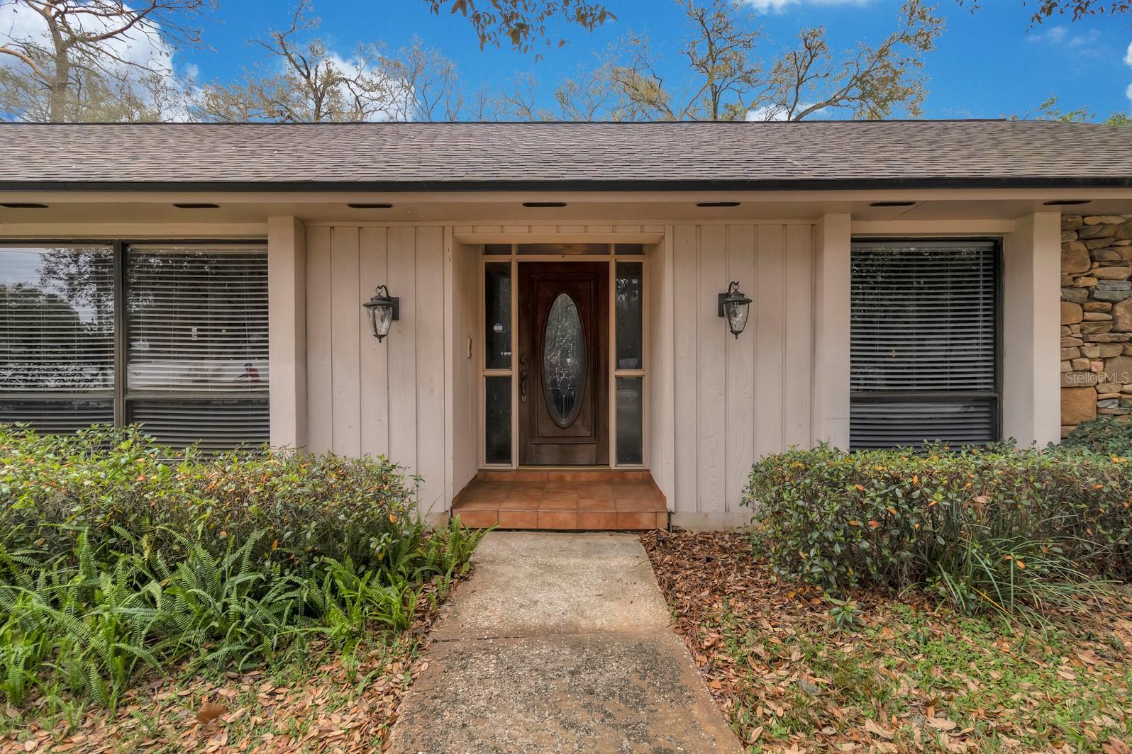 Image 2 of 64 For 401 Blue Lake Drive