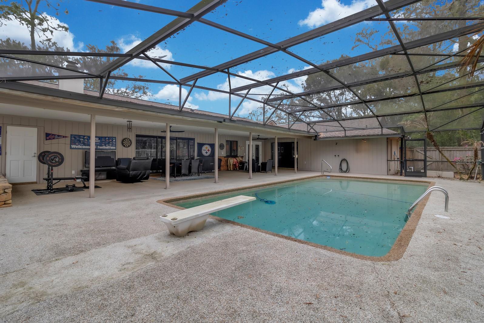 Image 28 of 64 For 401 Blue Lake Drive