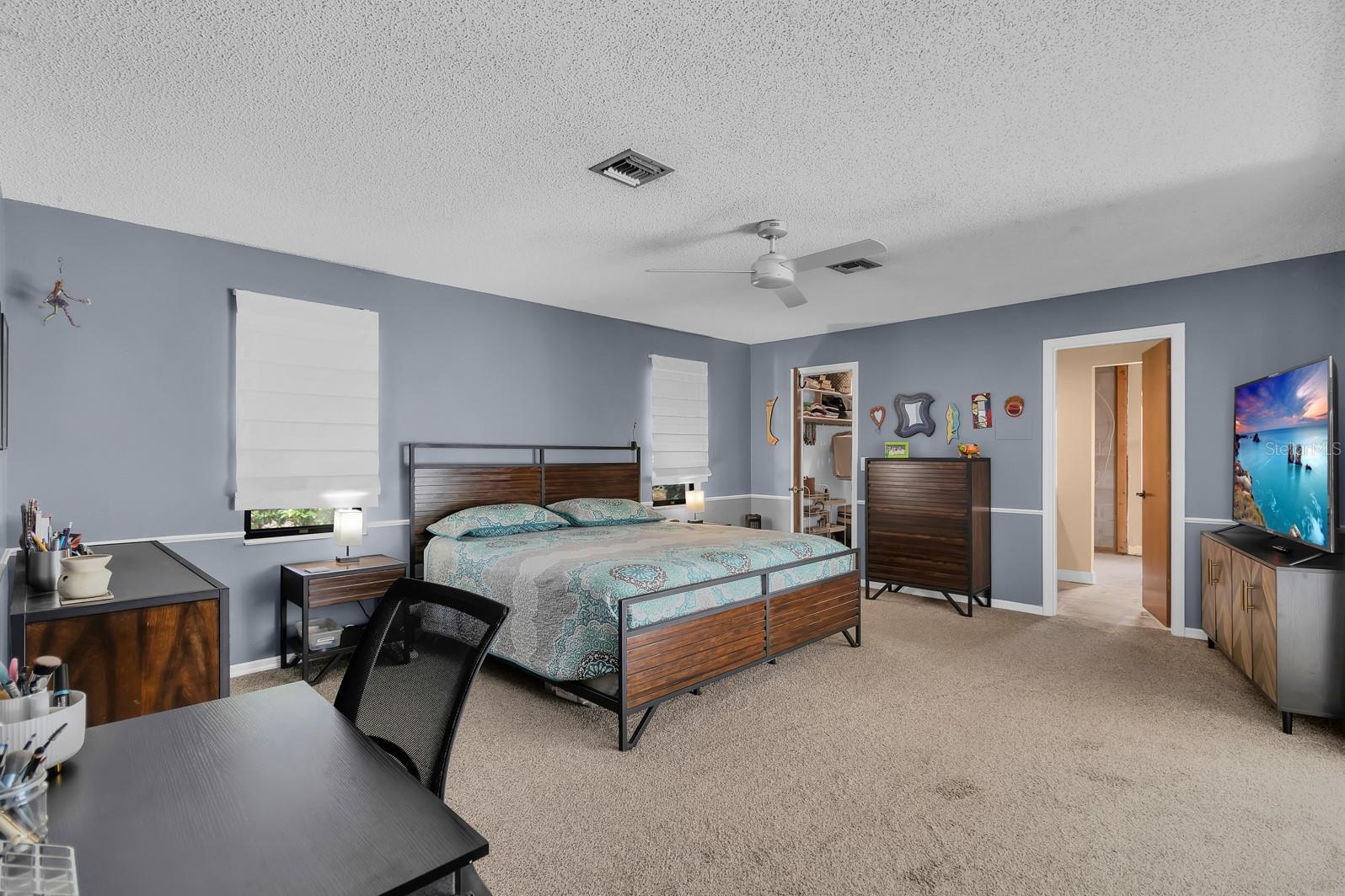 Image 29 of 64 For 401 Blue Lake Drive