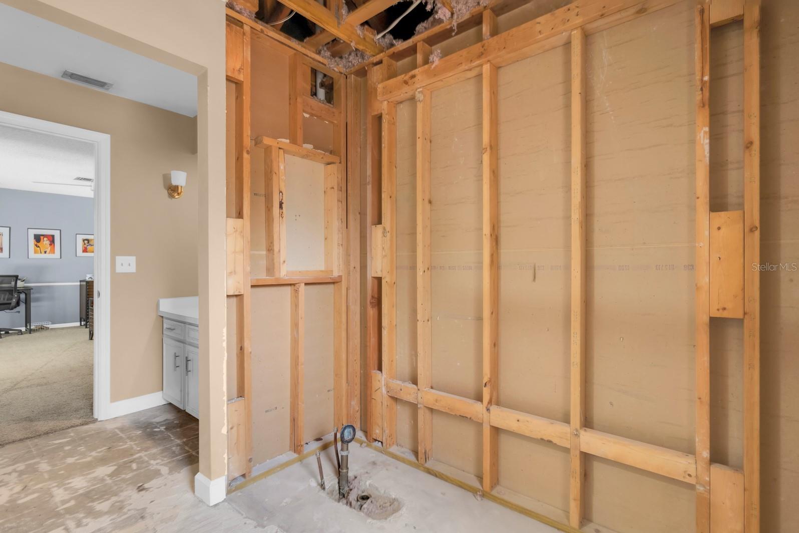 Image 35 of 64 For 401 Blue Lake Drive