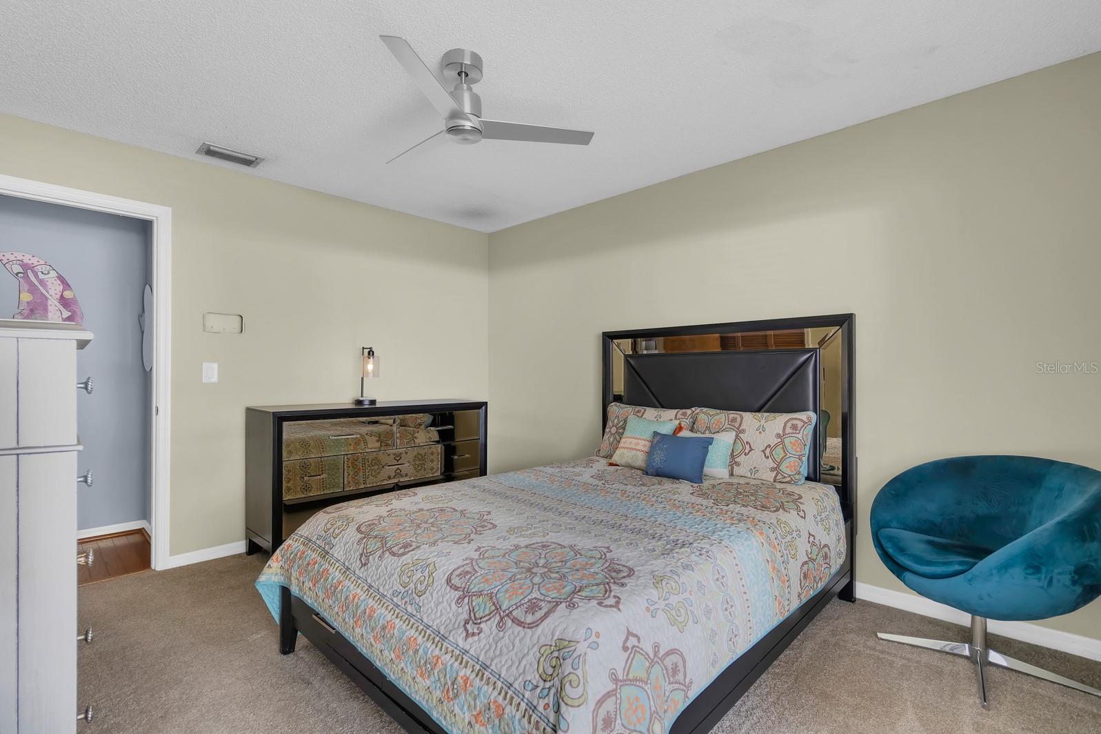 Image 36 of 64 For 401 Blue Lake Drive