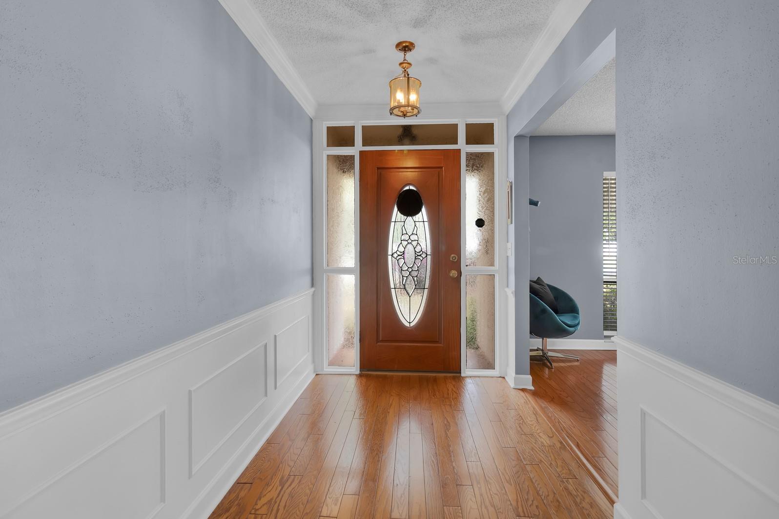 Image 9 of 64 For 401 Blue Lake Drive