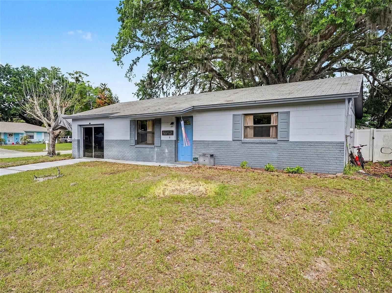 Image 3 of 9 For 1214 Cherokee Court